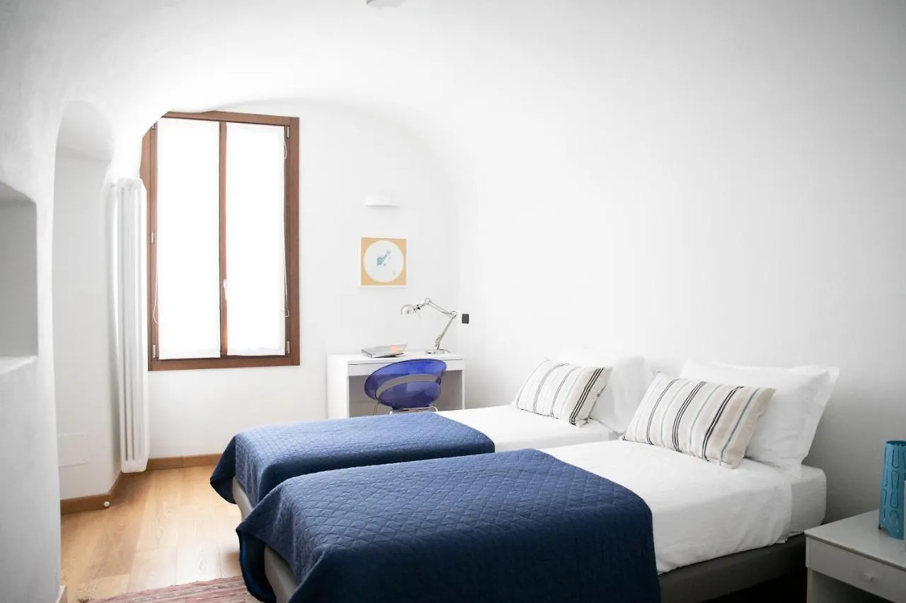 Iseolakerental - Borgo Lago 0*, Riva di Solto Italien